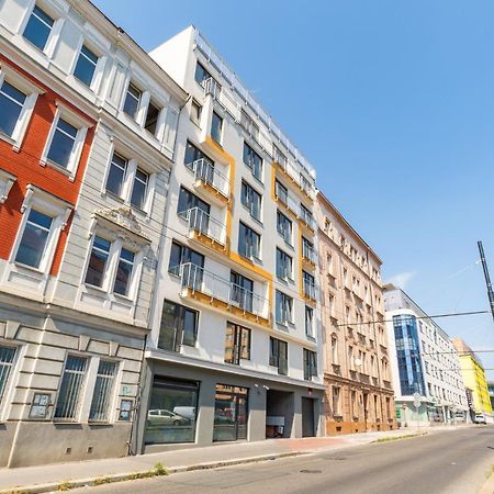 Brand New One Bedroom Apartment #54 In Brand New Building With Free Parking Praha Eksteriør bilde